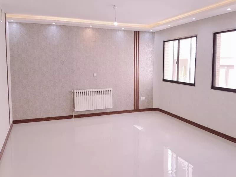 آپارتمان ۱۰۹ متری برای فروش در سناباد