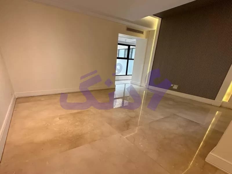 210 متر آپارتمان در عباس آباد اصفهان برای فروش