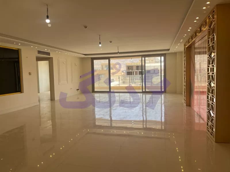 مجموعه مسکونی 754 متری در مهرداد غربی اصفهان برای فروش