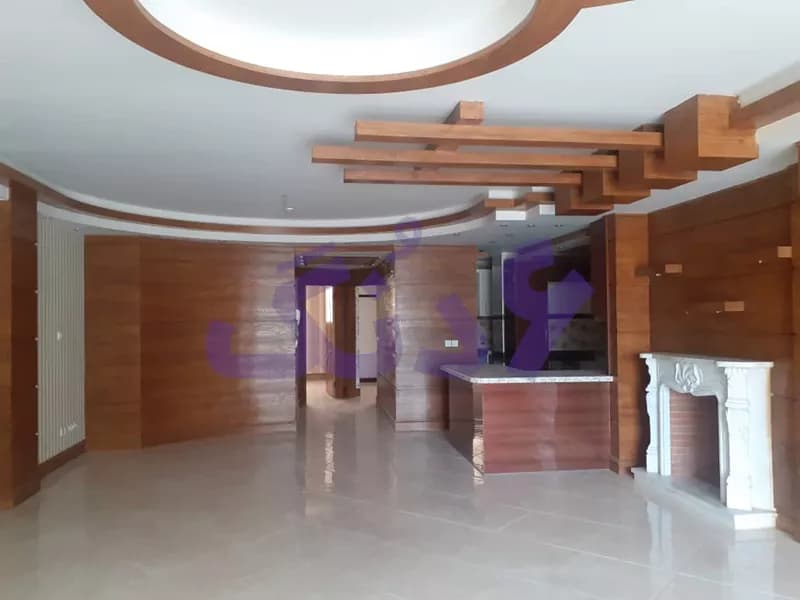 124 متر آپارتمان در مشتاق دوم اصفهان برای فروش