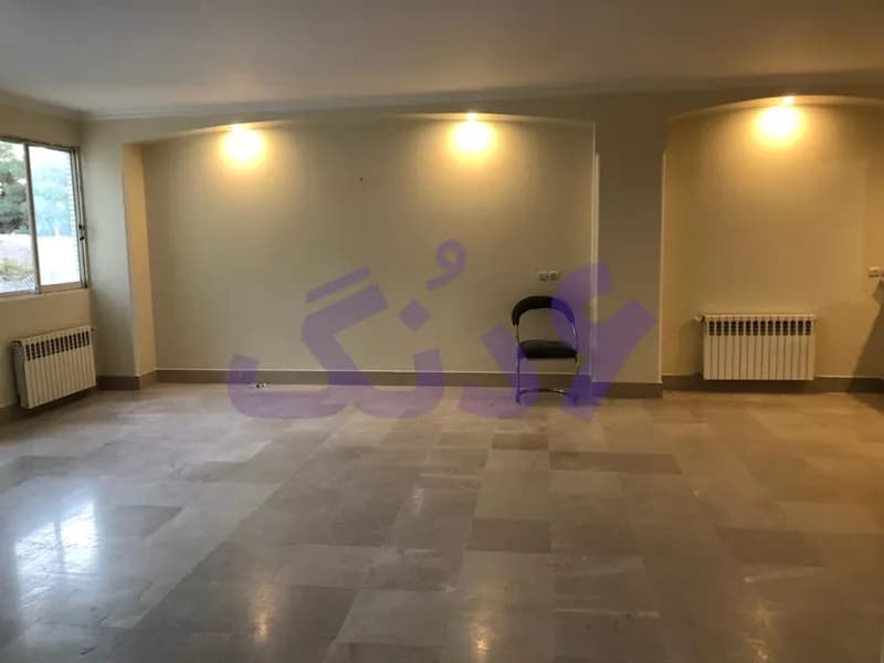 197 متر آپارتمان در کاخ سعادت آباد شرقی اصفهان برای فروش