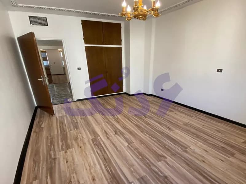 94 متر آپارتمان در چهارراه پلیس اصفهان برای اجاره