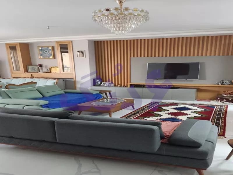 آپارتمان   200    مآذرتری 3 خواب برای فروش  در    آذر
