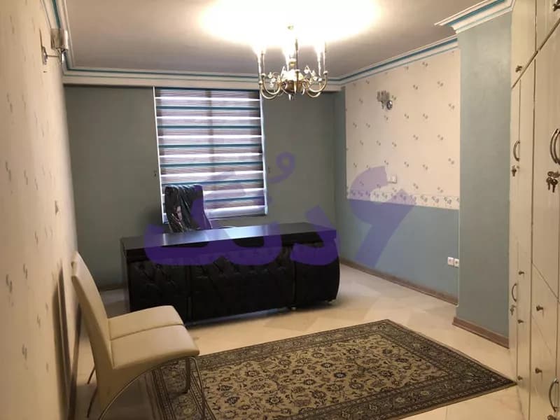132 متر آپارتمان در کاخ سعادت آباد غربی اصفهان برای فروش