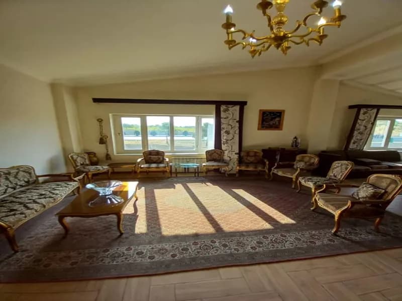 اجاره آپارتمان خوش نقشه بدون پرتی پنجره های بلند و دارای ویو برج های ارکیده دریاچه چیتگر 
