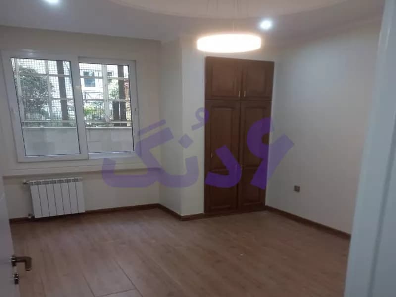 105 متر آپارتمان در حکیم نظامی اصفهان برای فروش
