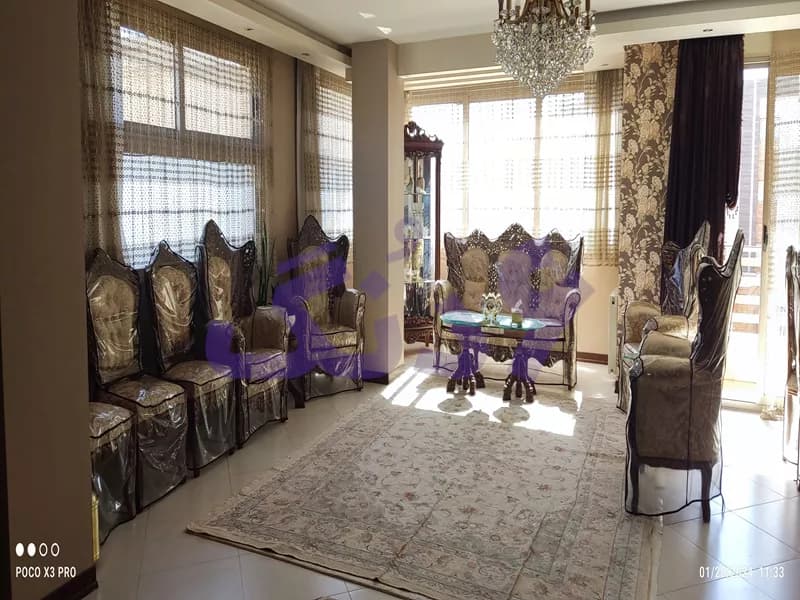 فروش آپارتمان 163 متری  3 خواب غرق نور در اتوبان خیام اصفهان 