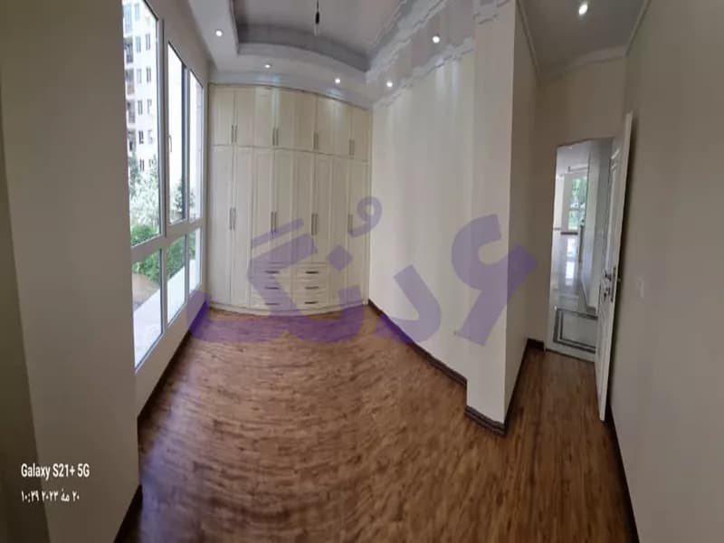 130 متر آپارتمان در زعفرانیه برای خرید