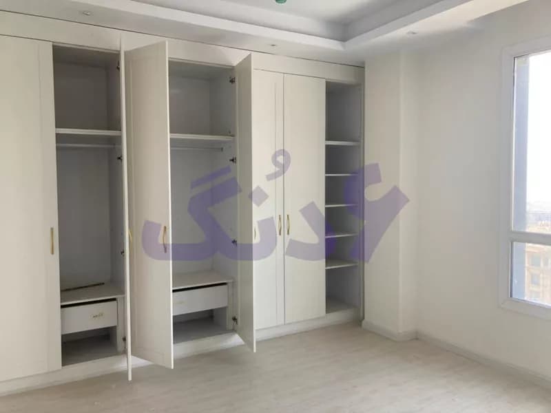 244 متر آپارتمان در جابر انصاری اصفهان برای فروش