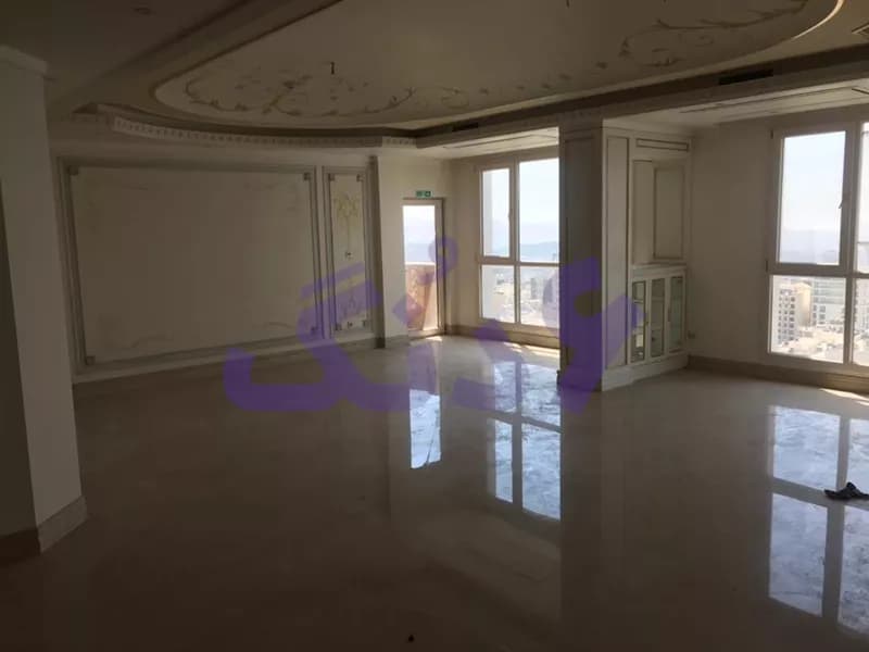128 متر آپارتمان در جابر انصاری اصفهان برای فروش