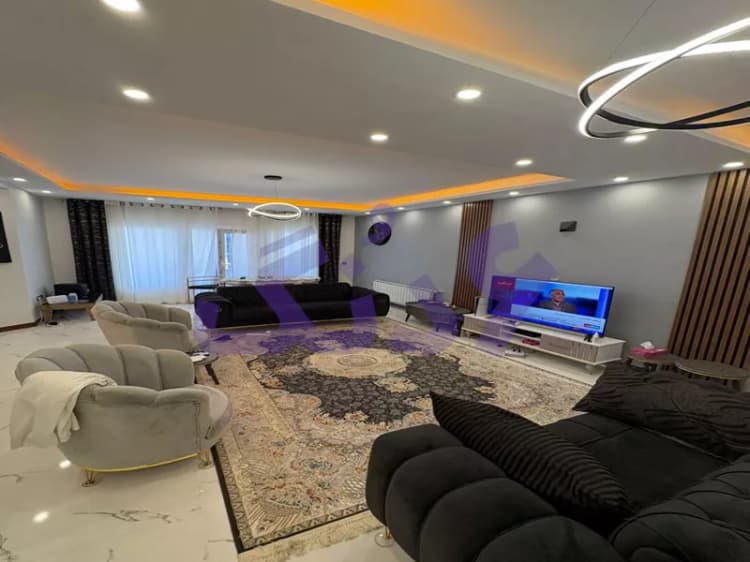 فروش آپارتمان ۹۸ متری ۲ خوابه در کوی زنبق فروش آپارتمان ۹۸ متری ۲ خوابه در کوی زنبق