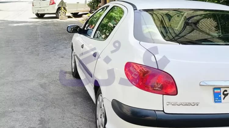 فروش پژو 206 SD کارکرد 230,000 کیلومتر فروش پژو 206 SD کارکرد 230,000 کیلومتر